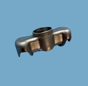 Tự động chèn vật liệu hàn (brazing) trong quá trình gia công dập bằng máy dập chuyển phôi tự động – crown/phần đỉnh phuộc trước (fork crown)